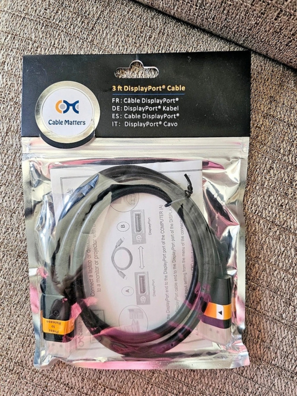 Cable Matters 3 ft DisplayPort Cable Black